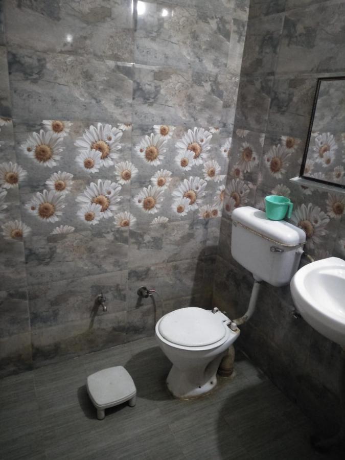 Hotel Shiv Mahima Inn By Wb Inn Αλλαχαμπάντ Εξωτερικό φωτογραφία