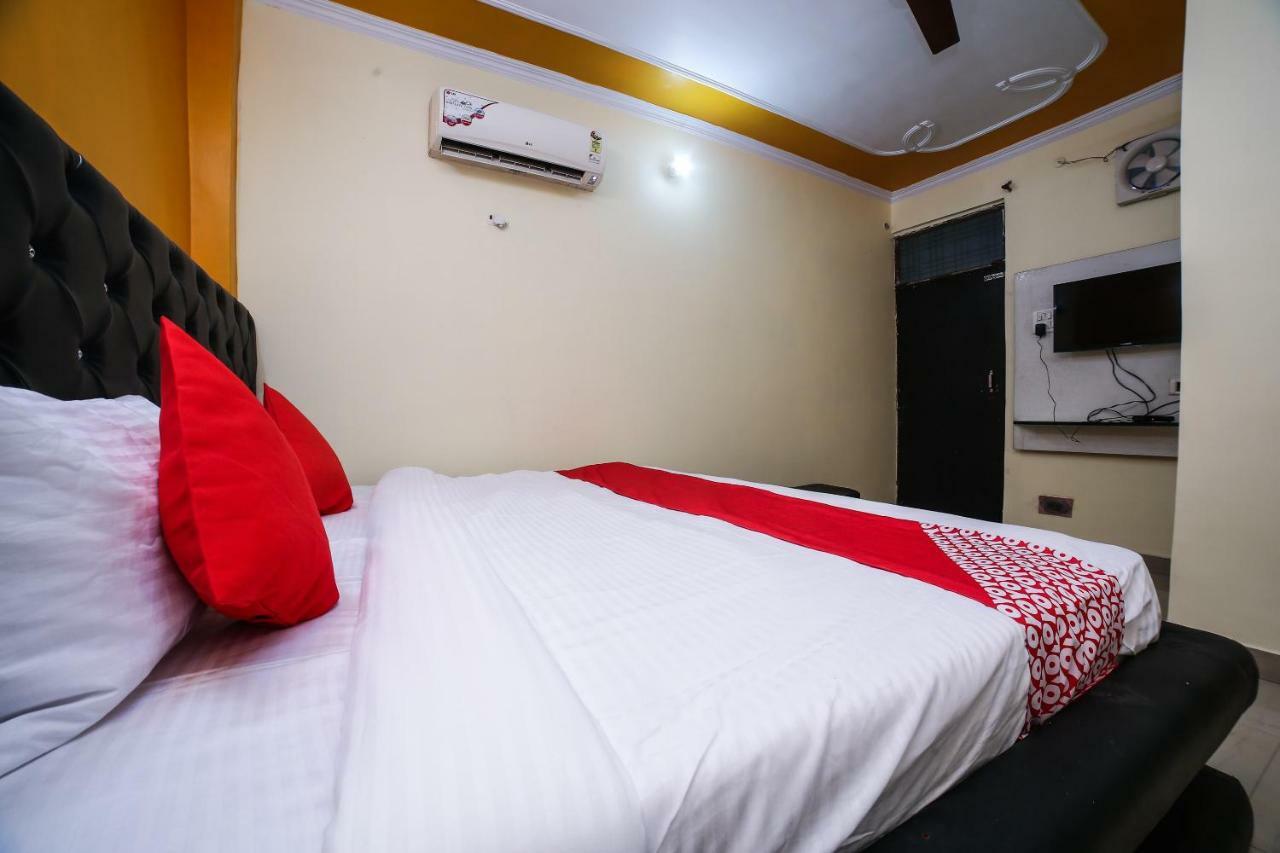 Hotel Shiv Mahima Inn By Wb Inn Αλλαχαμπάντ Εξωτερικό φωτογραφία