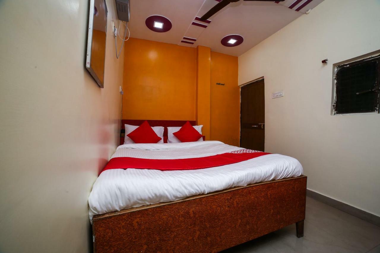 Hotel Shiv Mahima Inn By Wb Inn Αλλαχαμπάντ Εξωτερικό φωτογραφία